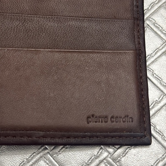 Vintage Pierre Cardin Brown Leather Wallet - Picture 3 of 8